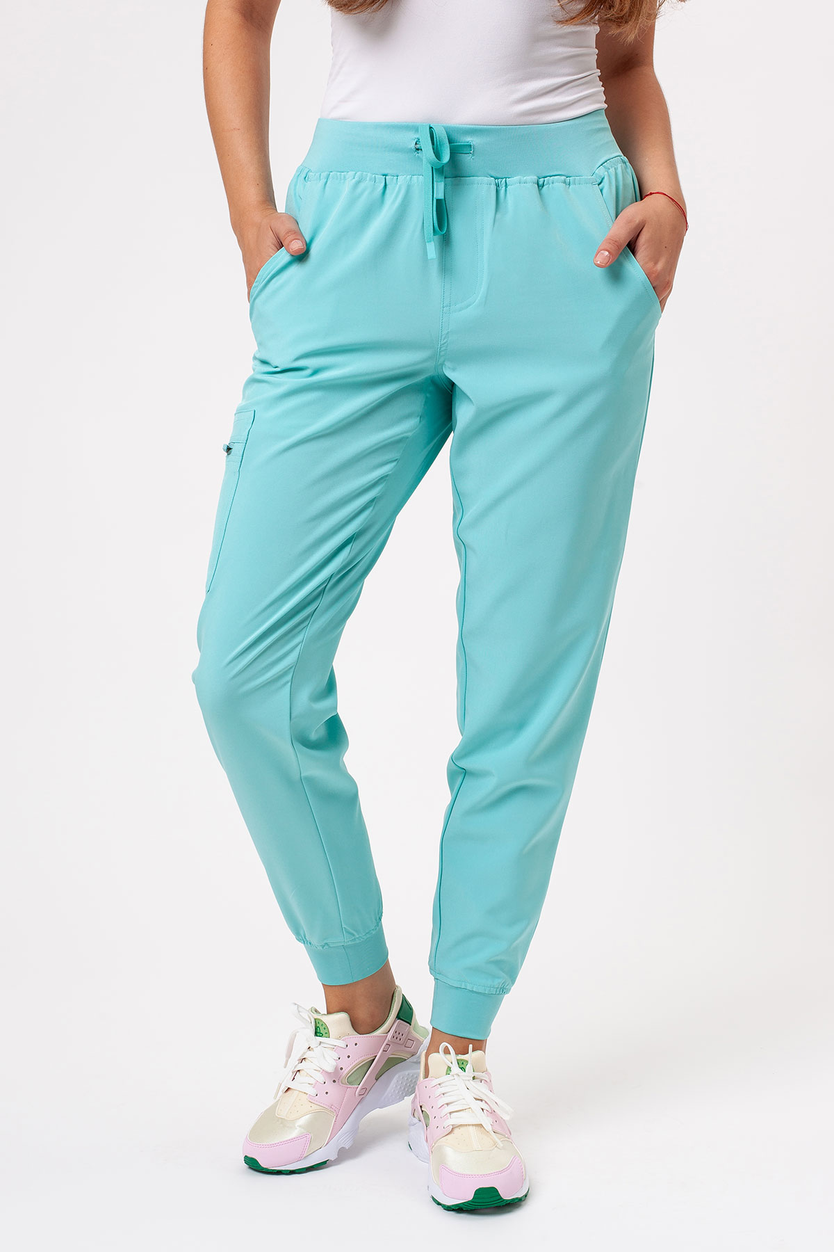 Women's Sunrise Move Go scrub trousers mint