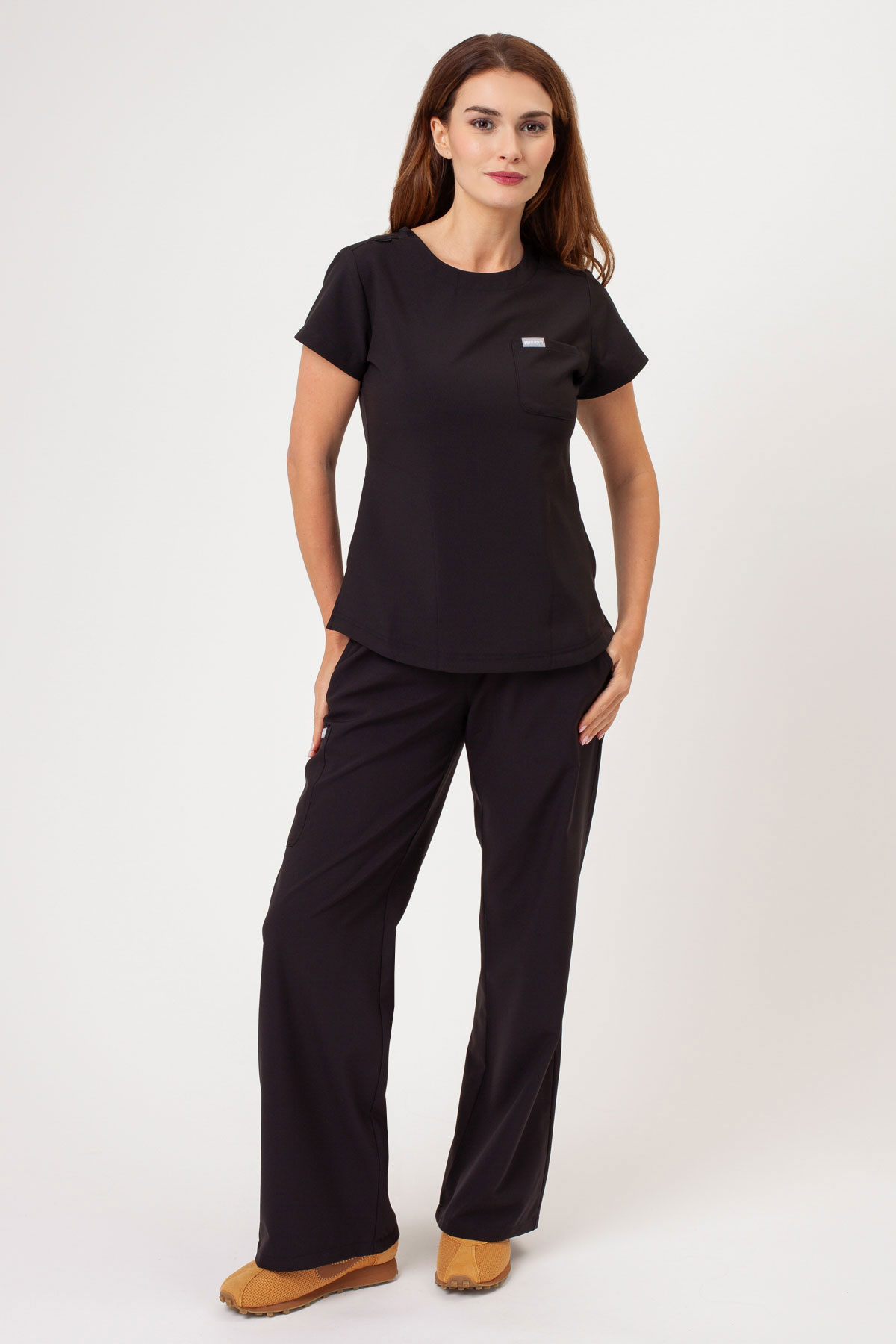 Women's Maevn Momentum Round scrubs set black