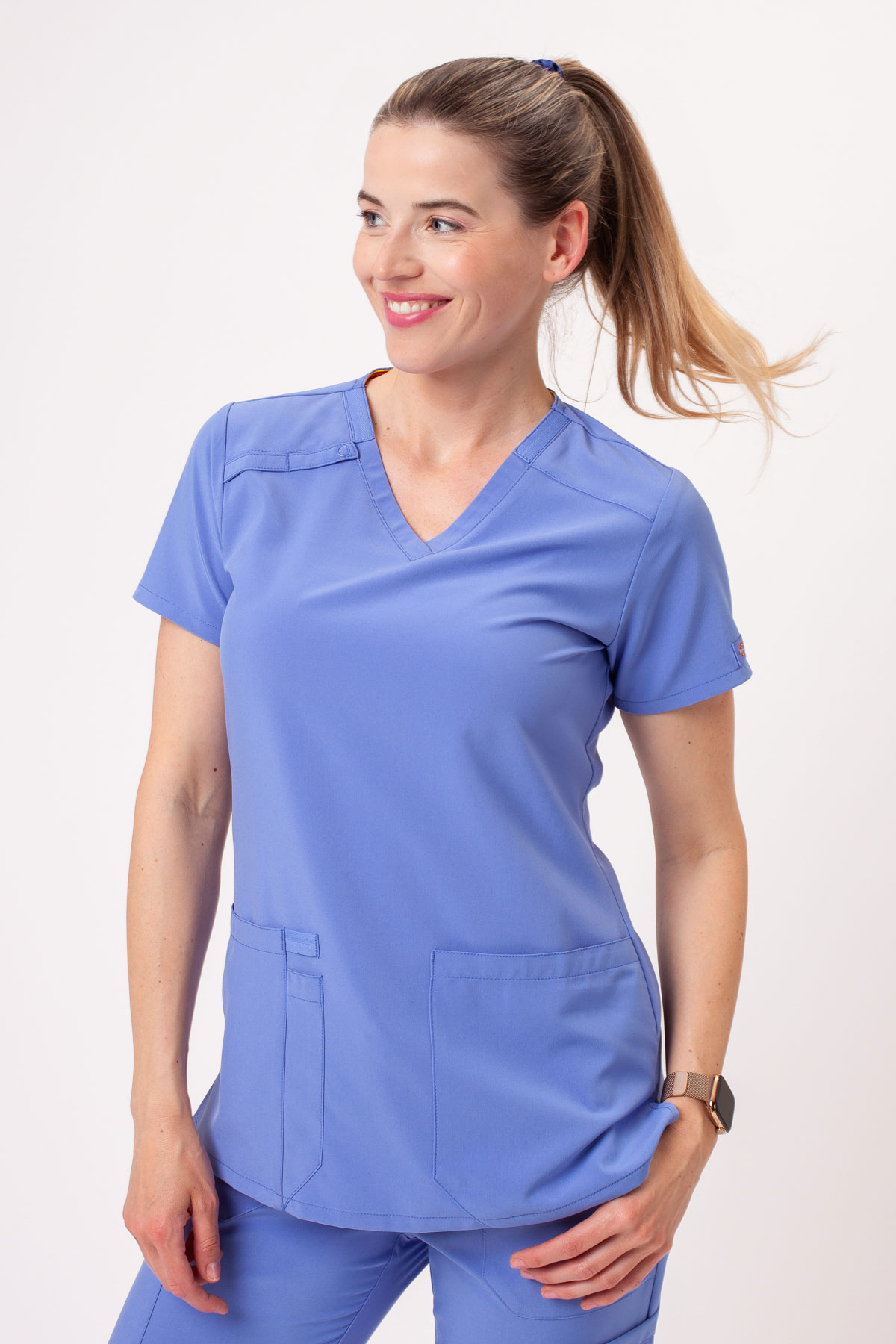 Women’s Dickies EDS Essentials V-neck scrub top ciel blue