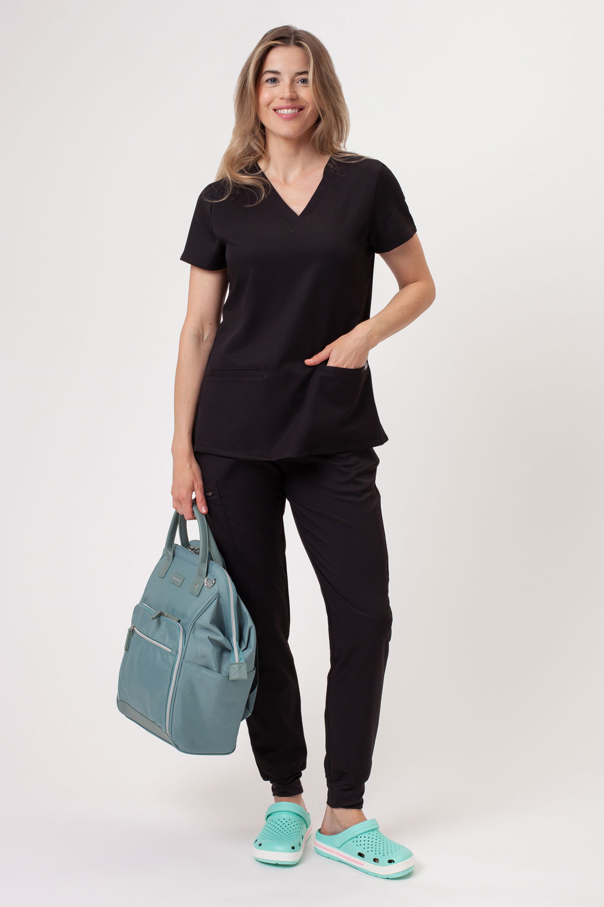 Women's Sunrise Lite Fit jogger scrub set black