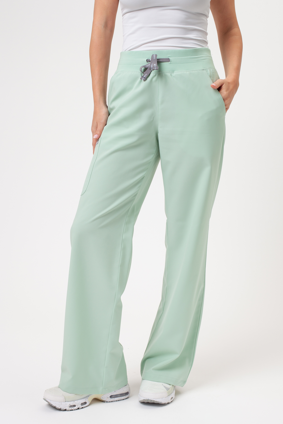 Women's Maevn Momentum Wide Leg scrub trousers honeydew